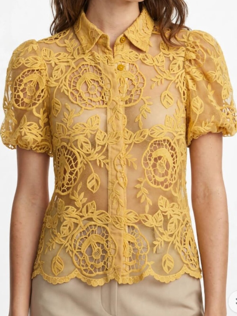 Gorgeous lace top